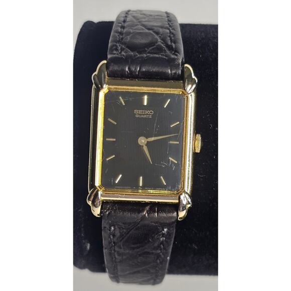 Vintage SEIKO Tank 18mm WristWATCH Timepiece 4N00 - 5101 Y2k Gold Tone Black - Picture 1 of 9